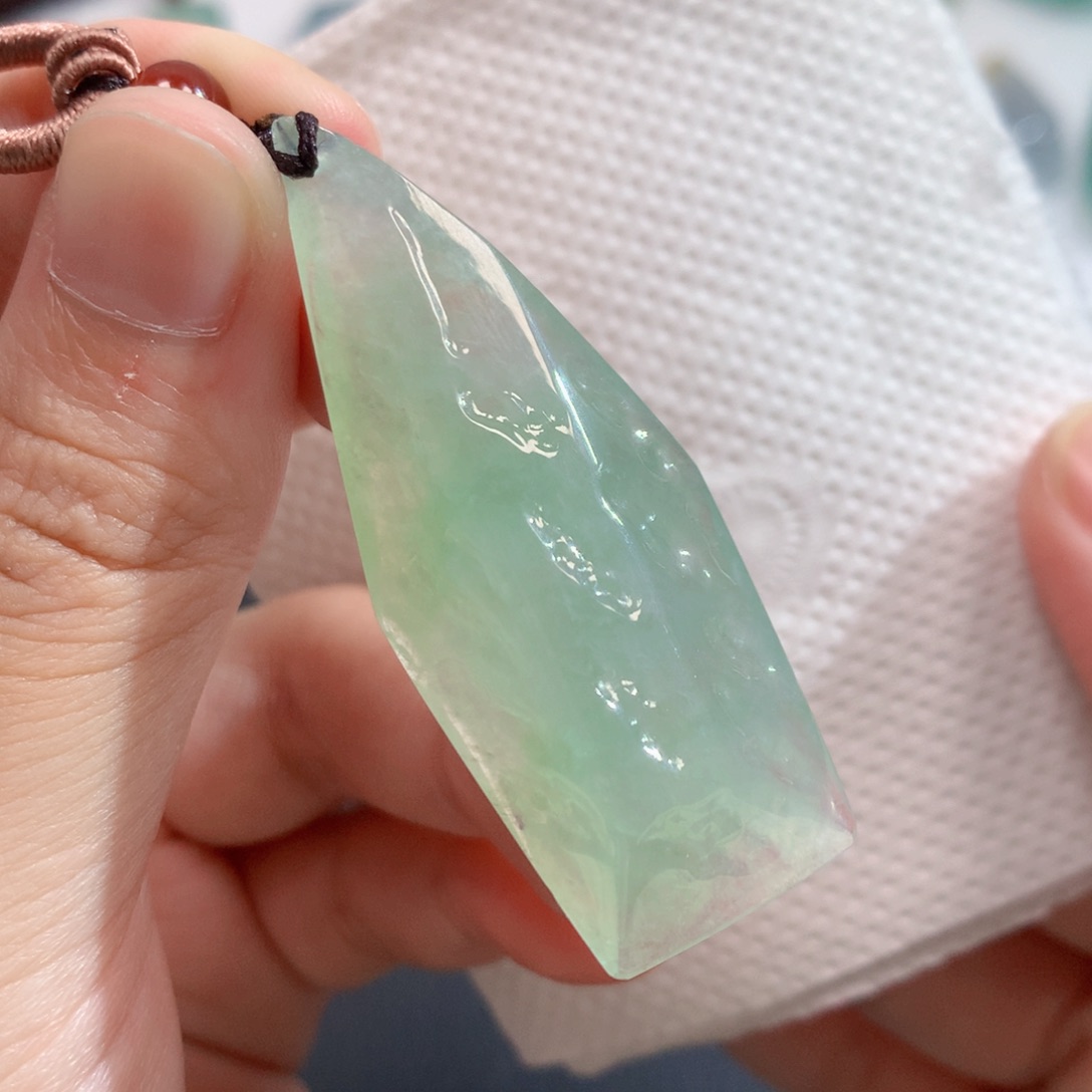 翡翠未镶嵌吊坠(不含链)437