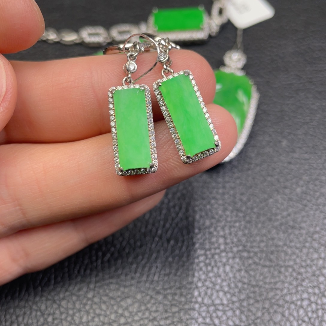 翡翠吊坠(不含链)银S925镶嵌