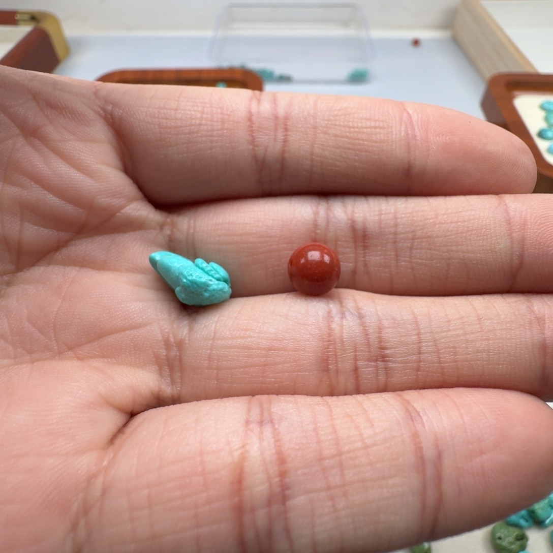 爱***儿南红玛瑙未镶嵌珠宝半成品