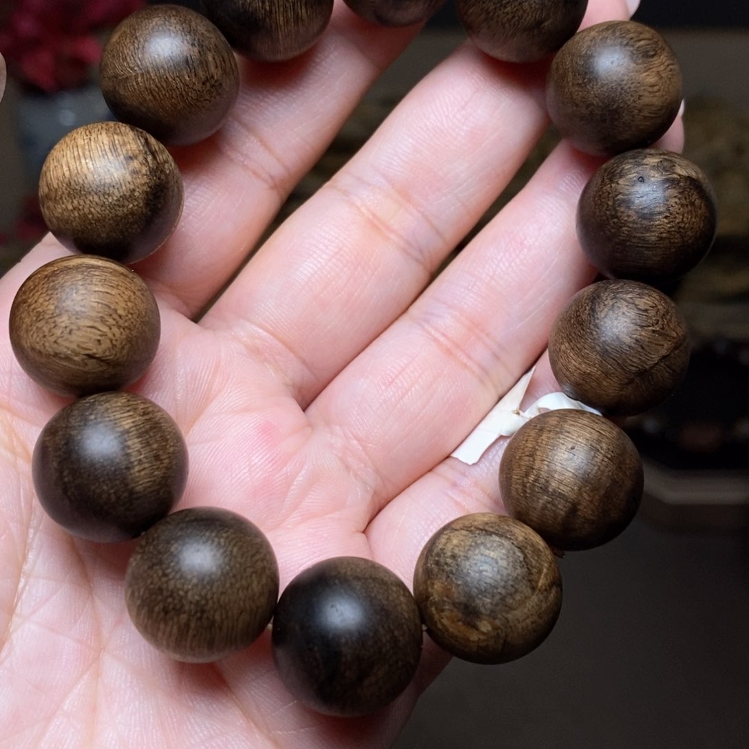 沉香手串越南芽庄黄棋楠瘤疤1.6