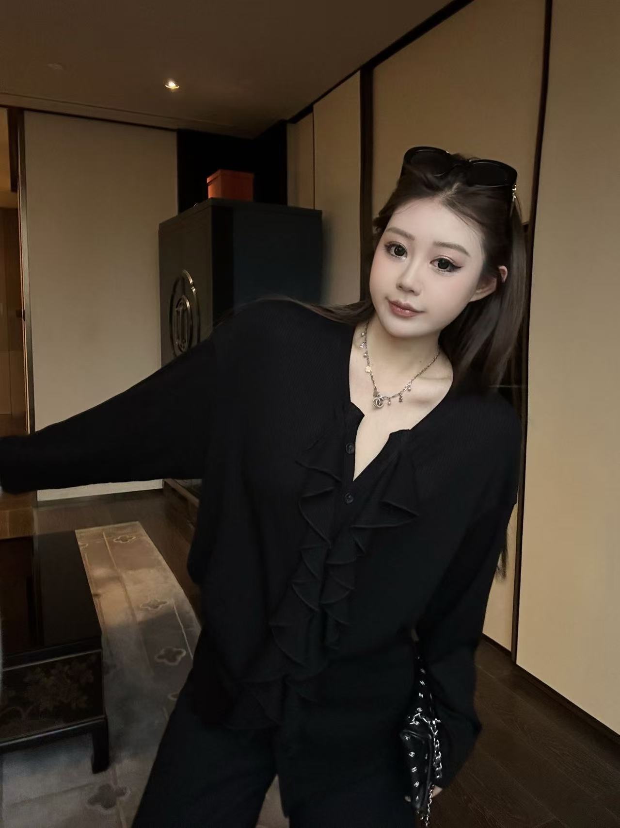 琪琪怪怪大码女装【塞纳河情人】荷叶边显瘦气质长袖衬衫T18233QD