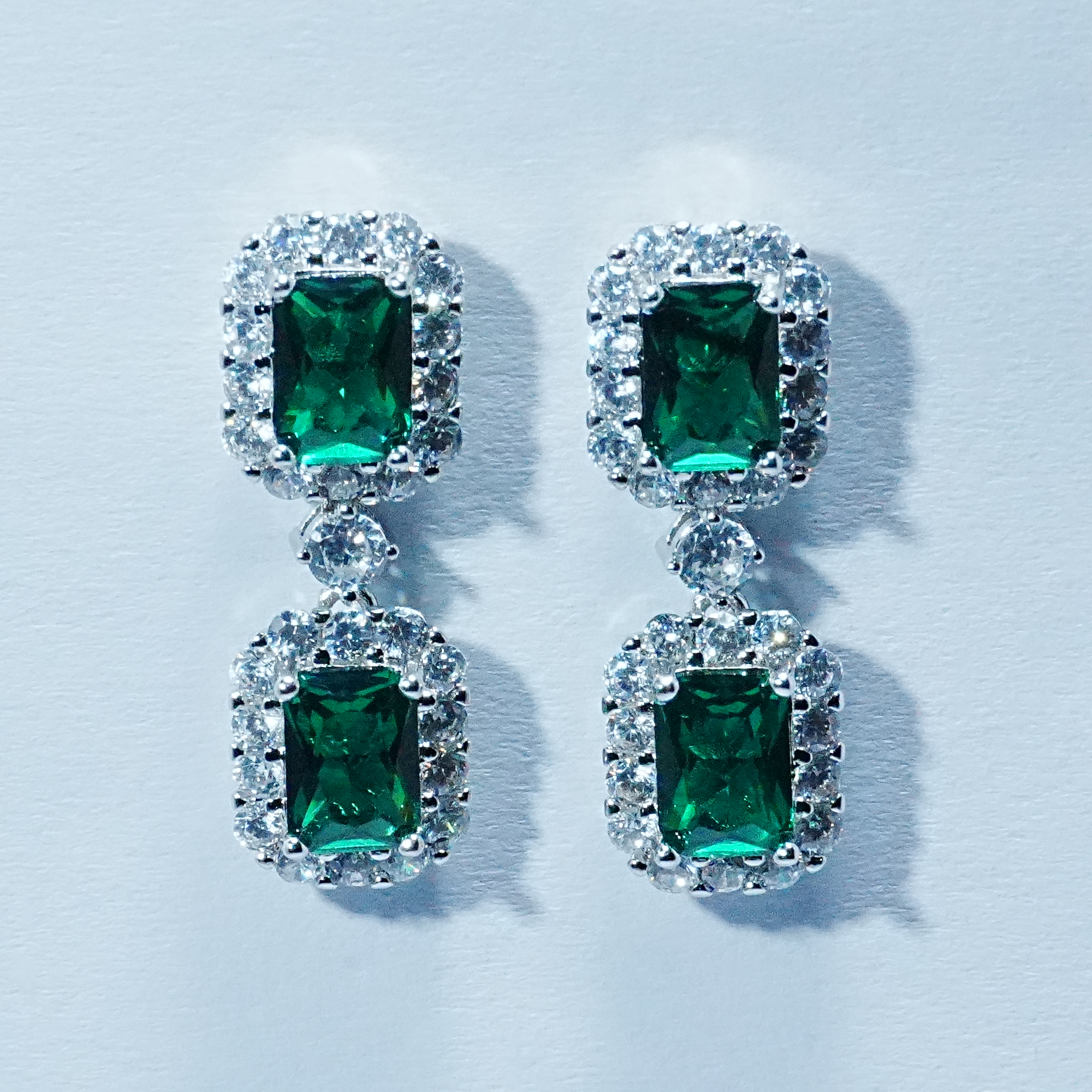  尊享高定款沃顿色耳钉SG-1313