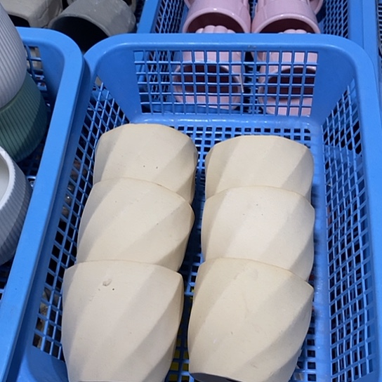 粗砂花盆凑12米包邮好盆有孔