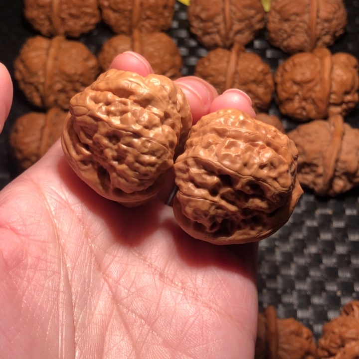 文玩核桃把件蹬腿36