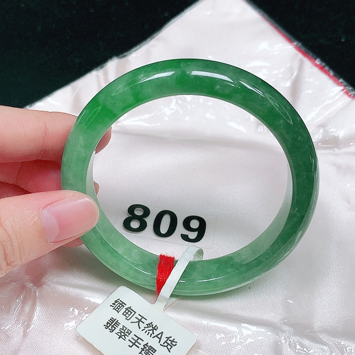 翡翠未镶嵌手镯翡翠手镯未镶嵌