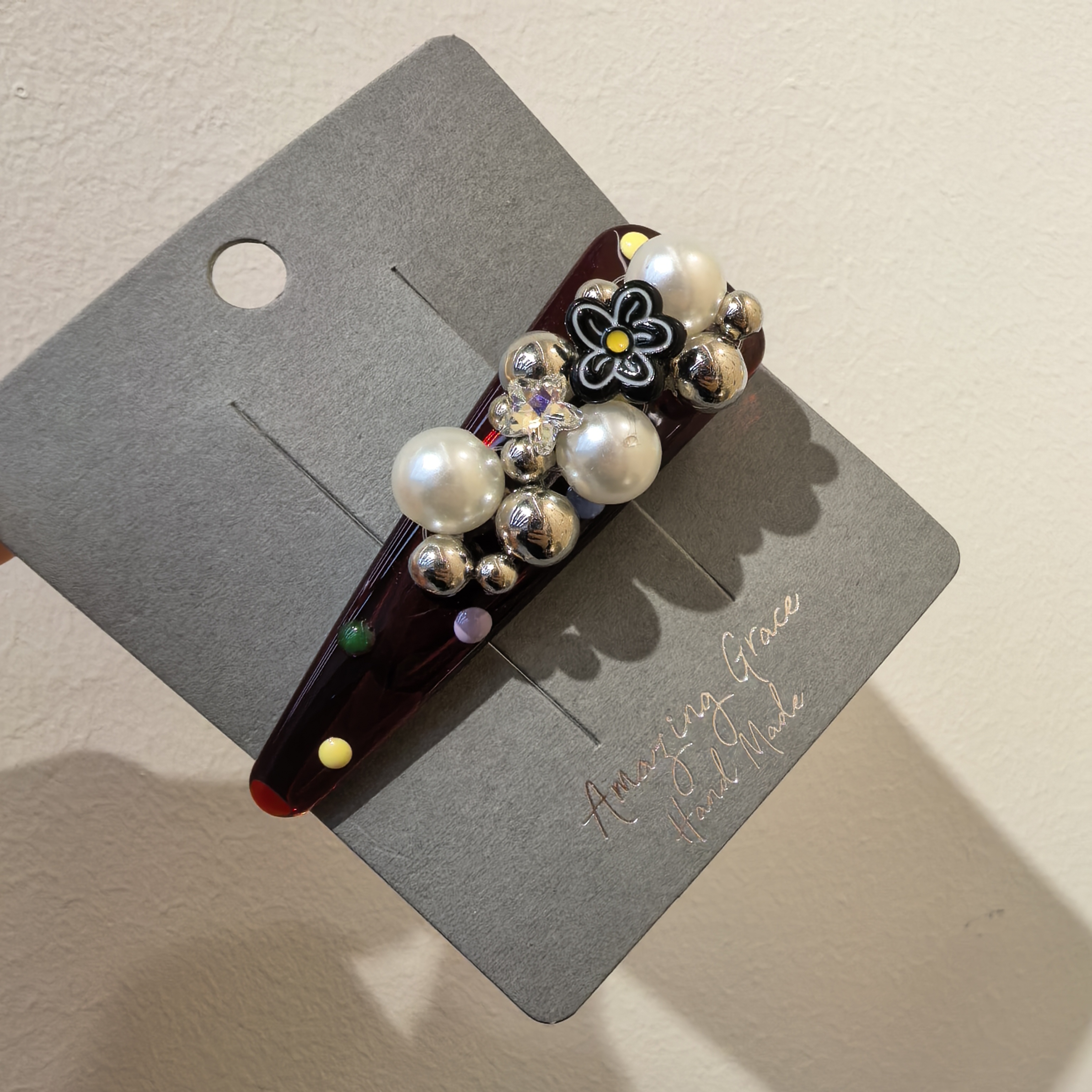 D646红色波点串珠花朵星星边夹