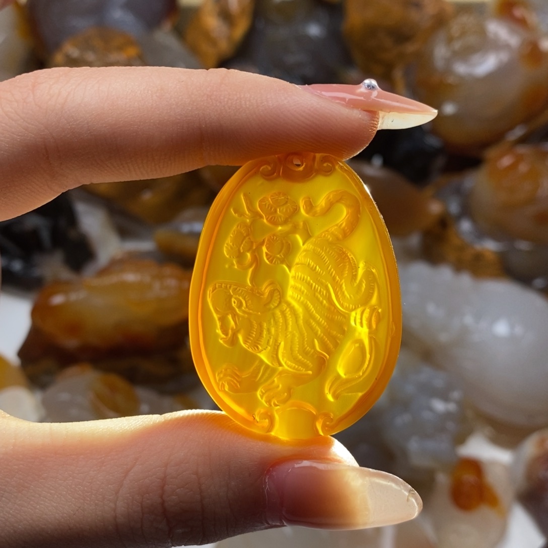 玛瑙/玉髓未镶嵌颈饰