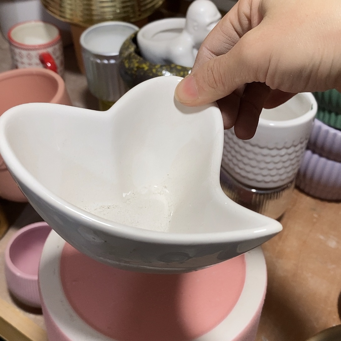 杯子陶盆有孔 瑕疵介意勿拍