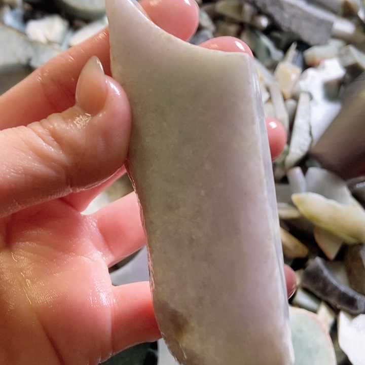 翡翠颈饰未镶嵌天然翡翠