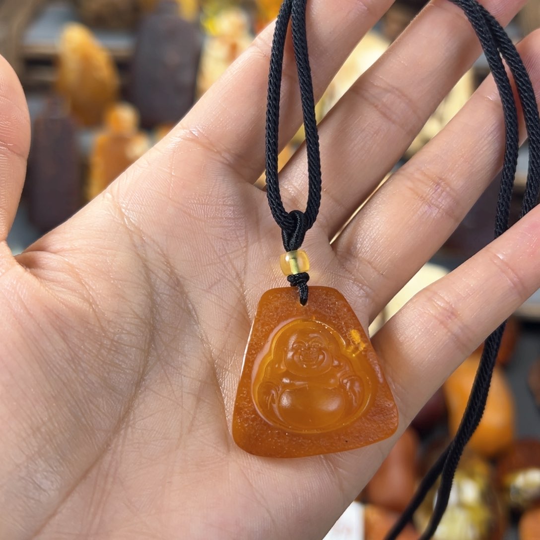 琥珀裸石未镶嵌琥珀