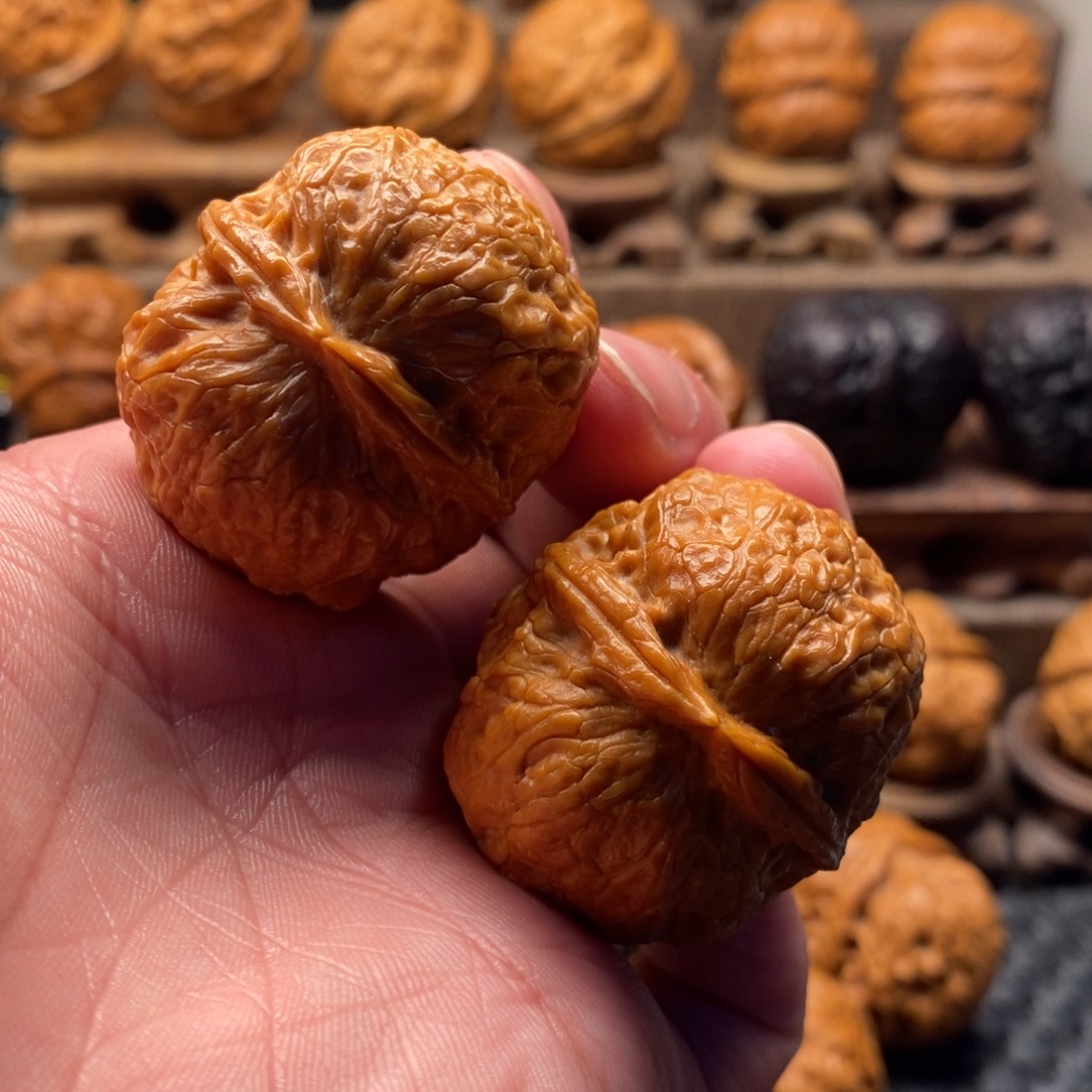 O***o文玩核桃把件铁核桃