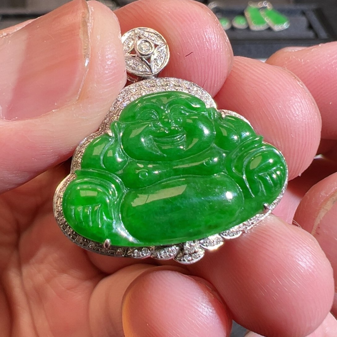 【闪购商品】翡翠吊坠(不含链)18K金镶嵌