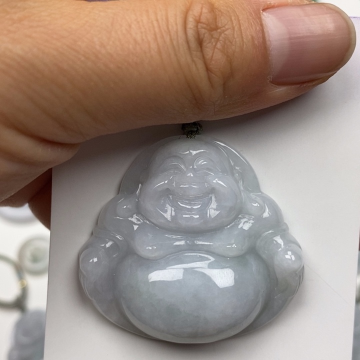 翡翠未镶嵌颈饰佛公
