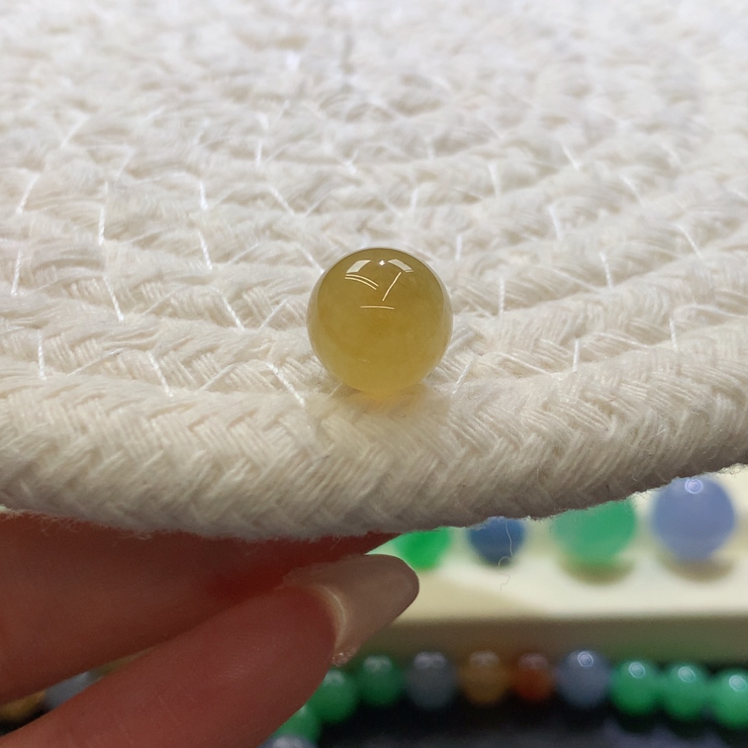 定制翡翠未镶嵌 毛货抛光定制 柠檬黄 卡9.7  1