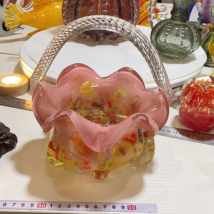 花篮高24厘米宽9厘米