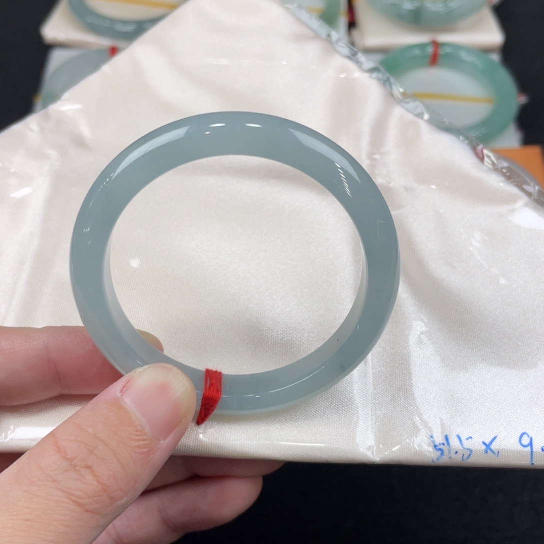 翡翠手镯未镶嵌D****o51.5正圈