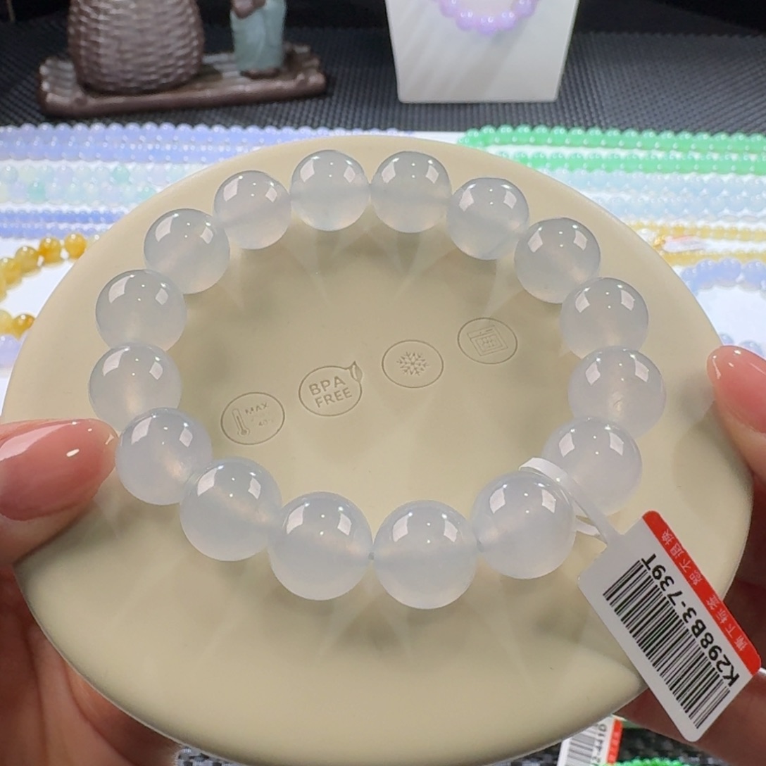 翡翠手链未镶嵌力推大白单圈13左右