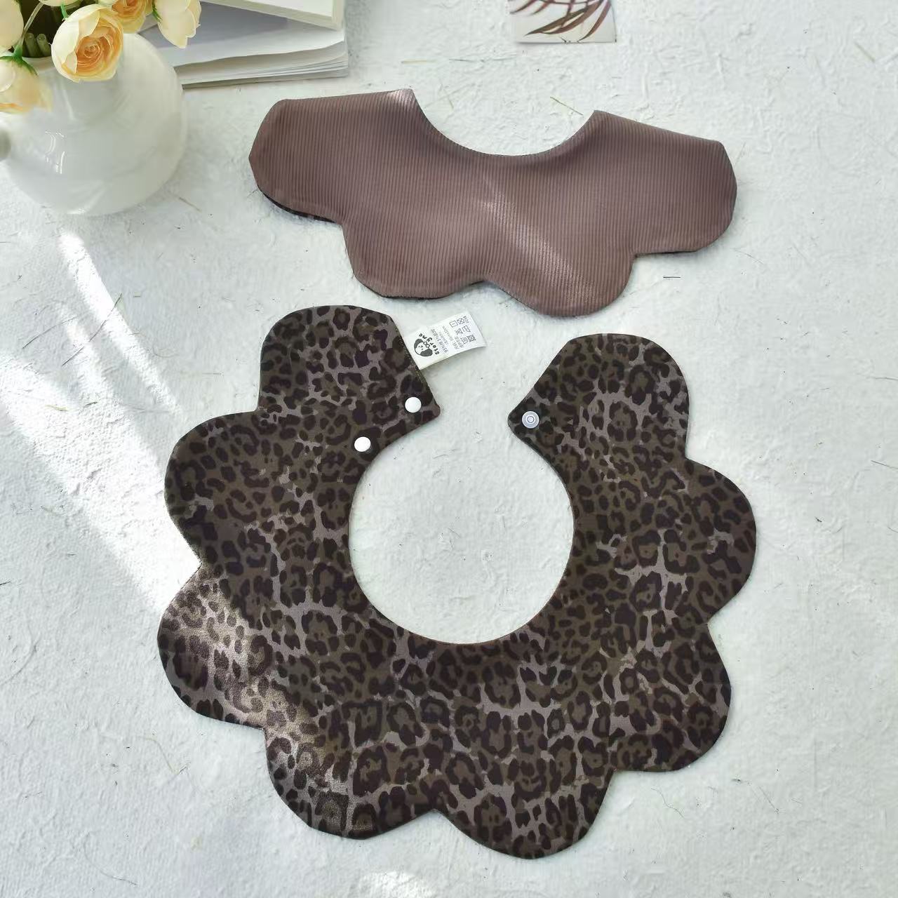 [079]高定高定婴儿口水巾花瓣围兜新生儿防吐奶柔软透气围嘴