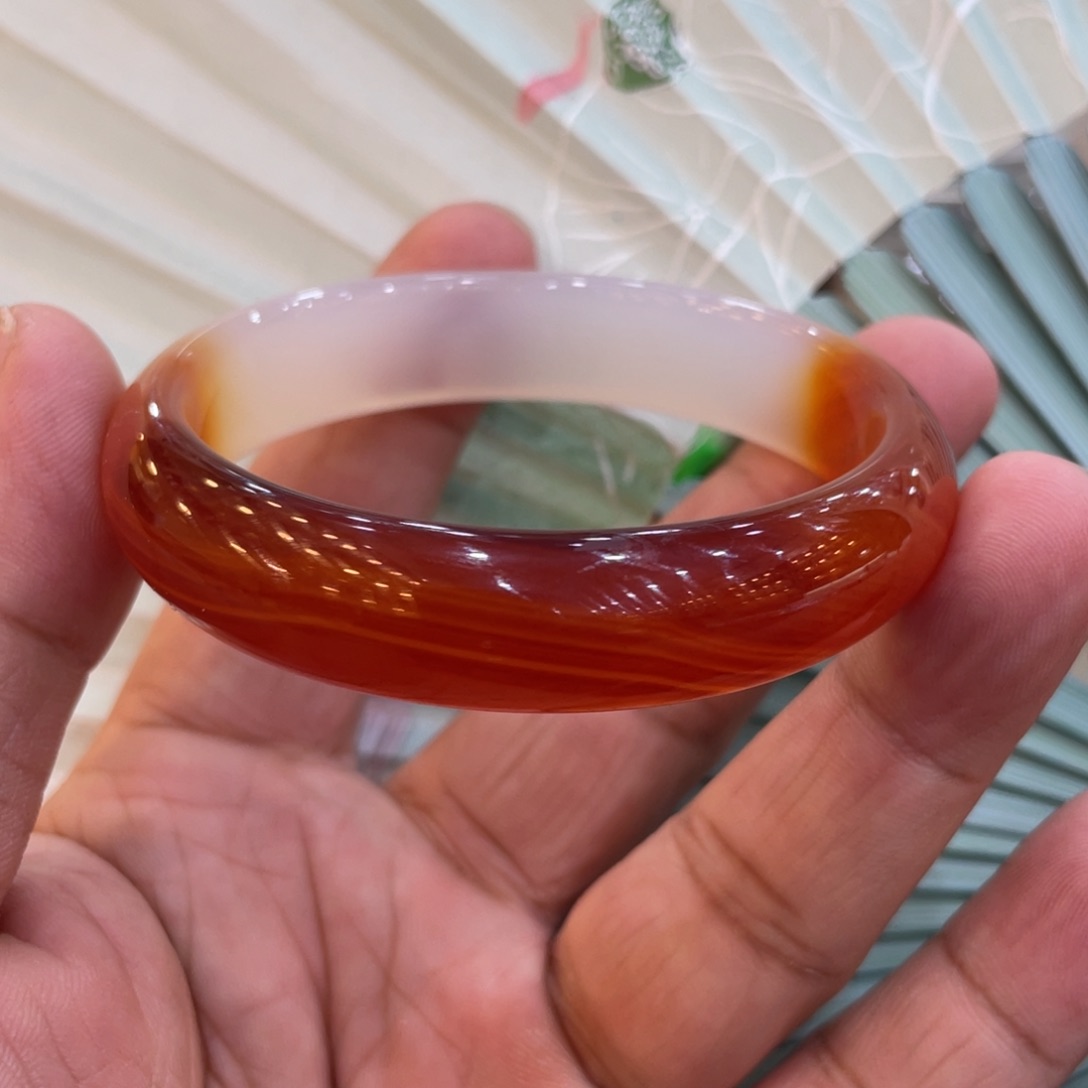 玛瑙/玉髓手镯未镶嵌