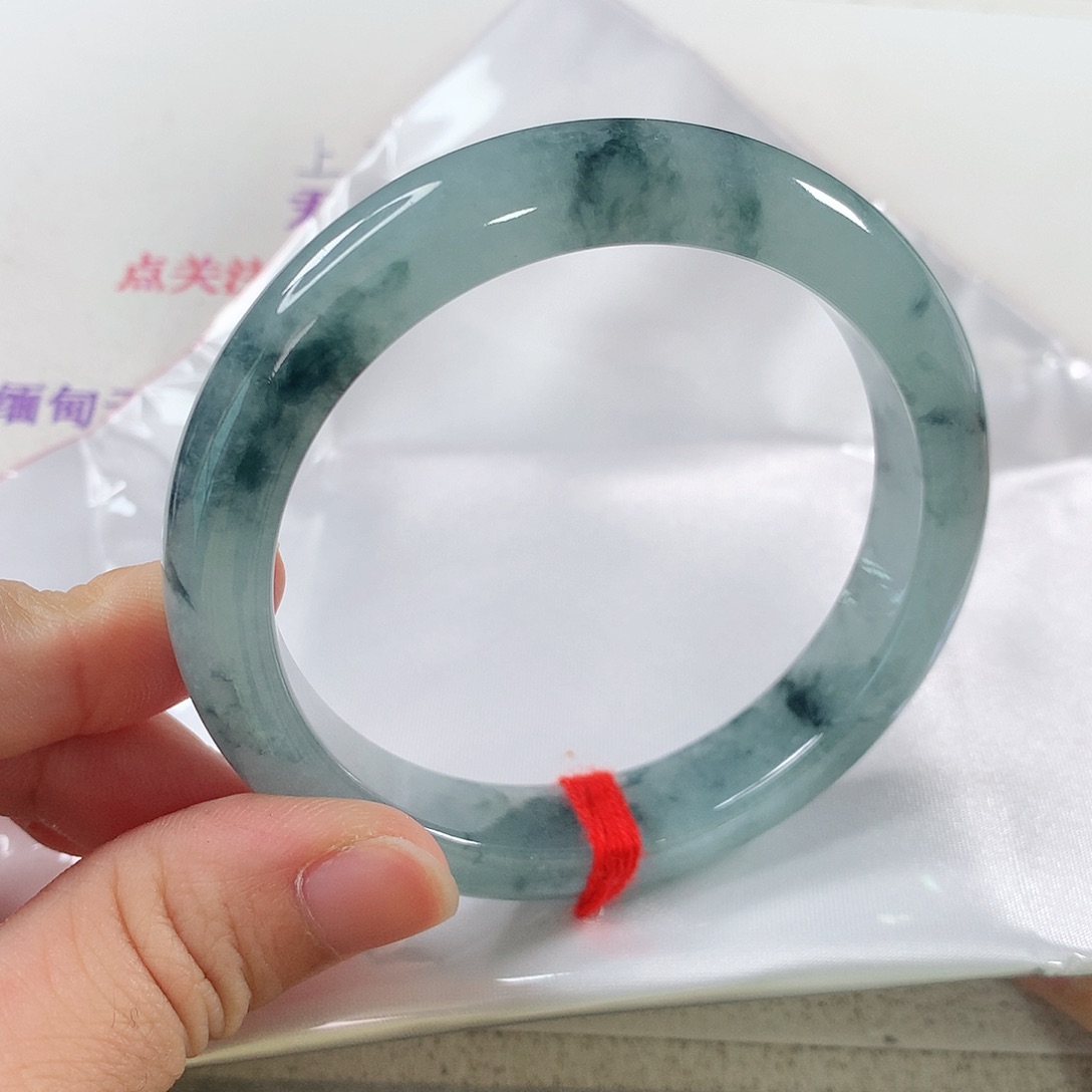 翡翠手镯未镶嵌①⑥⑦