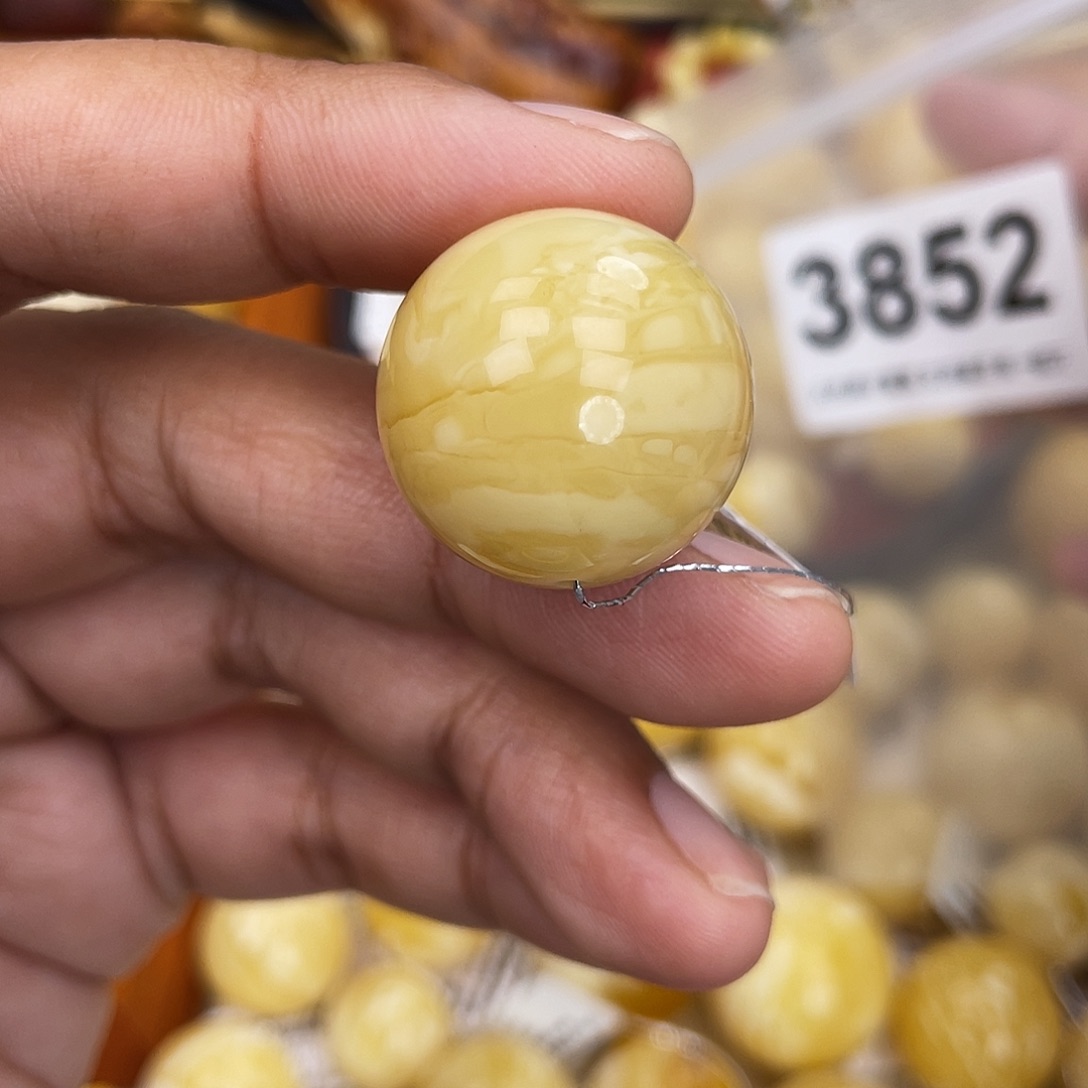 蜜蜡未镶嵌珠宝奇石水线22.5