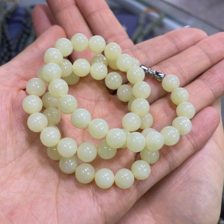 颈饰未镶嵌岫岩老玉（透闪石质玉）@****@
