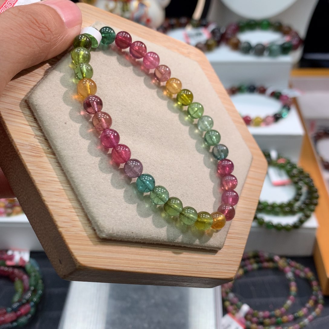 碧玺手链未镶嵌     6.3mm