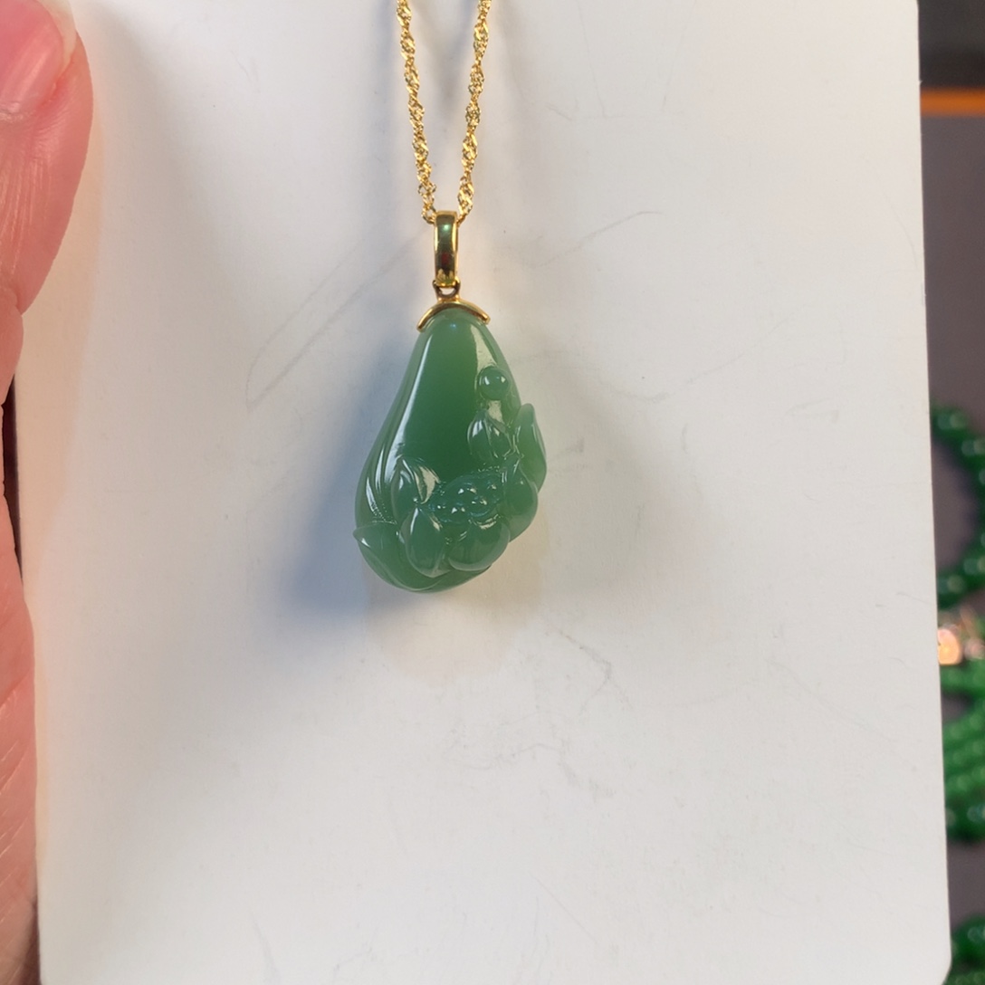 和田玉颈饰18K金镶嵌