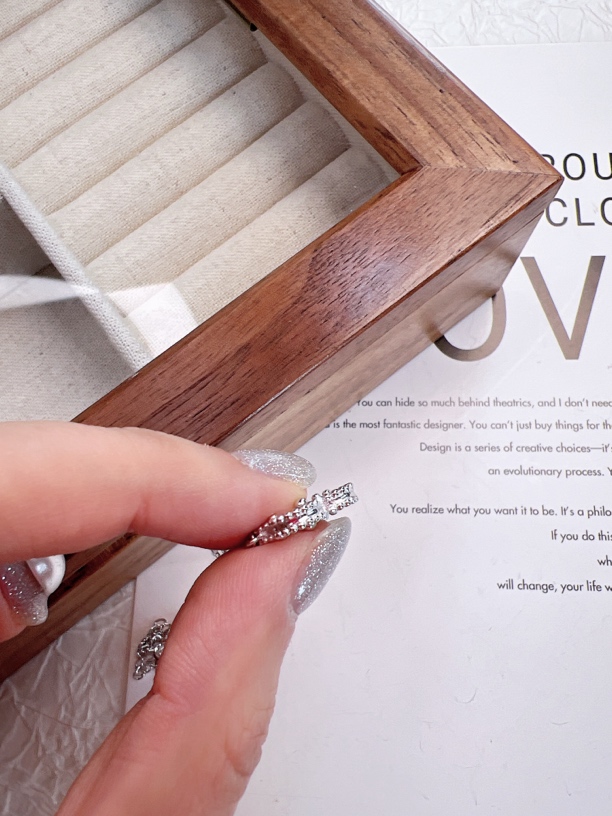 坠链均925银 精工厂时尚百搭爆闪电白镭射小花银项链