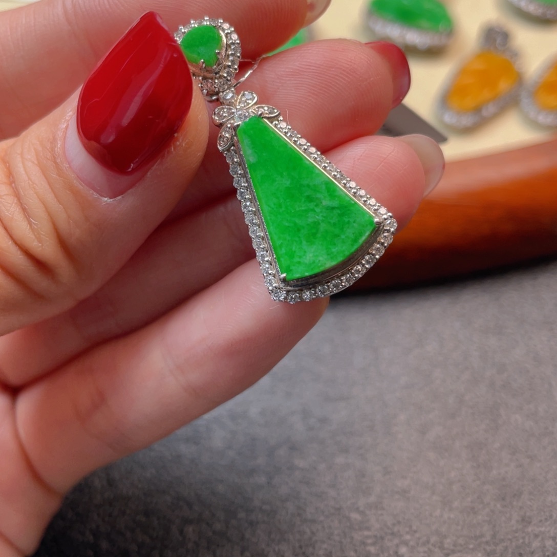 翡翠吊坠(不含链)银S925镶嵌