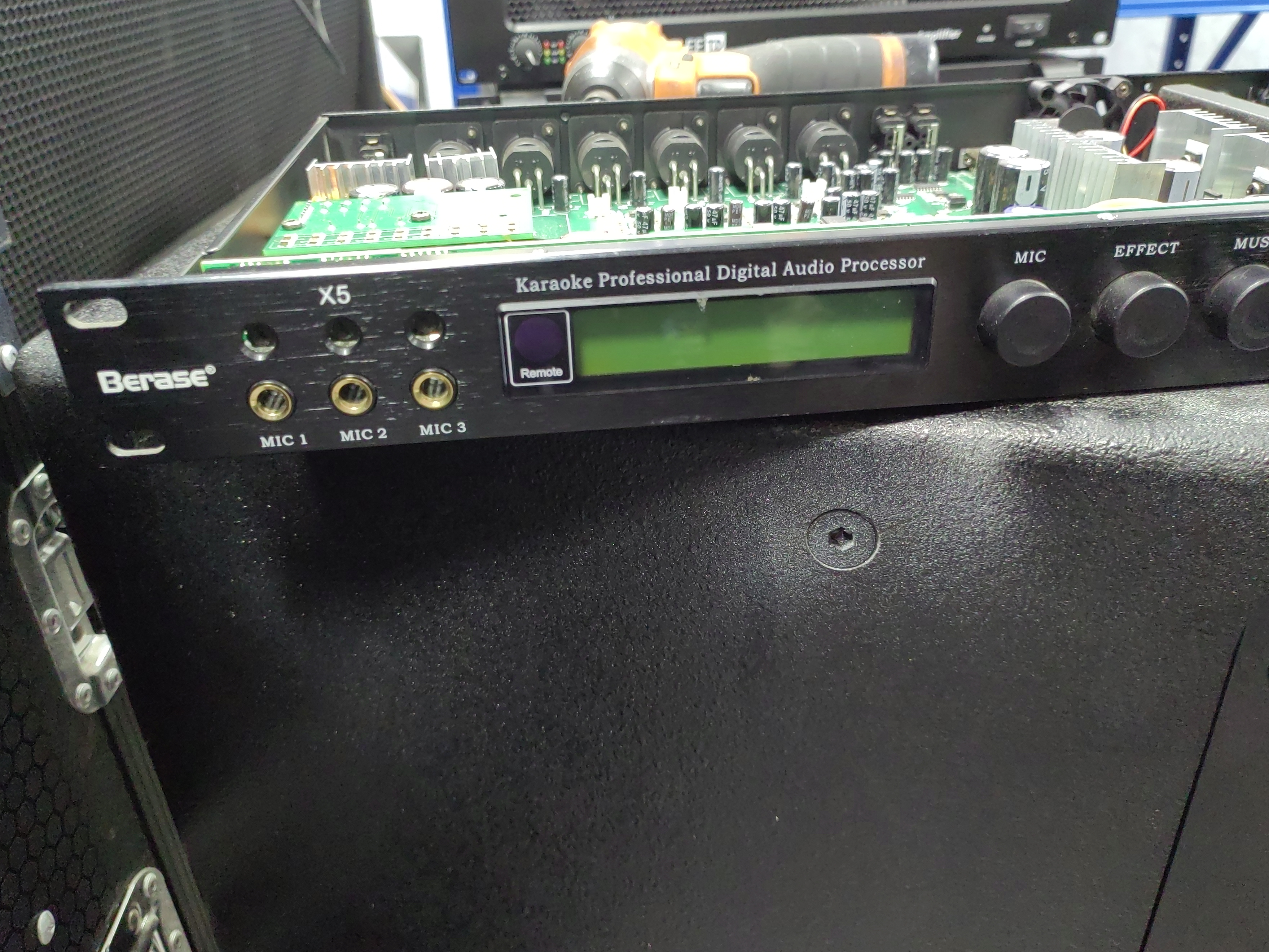 9新  音响设备，X5效果器一台（不包邮）