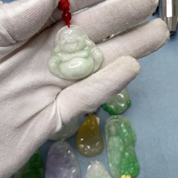 翡翠未镶嵌挂件11