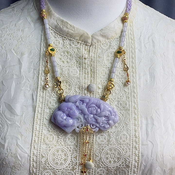 翡翠吊坠(赠链)未镶嵌紫翡雕刻弯弯花鸟吊坠锁牌