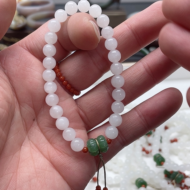 和田玉手串未镶嵌