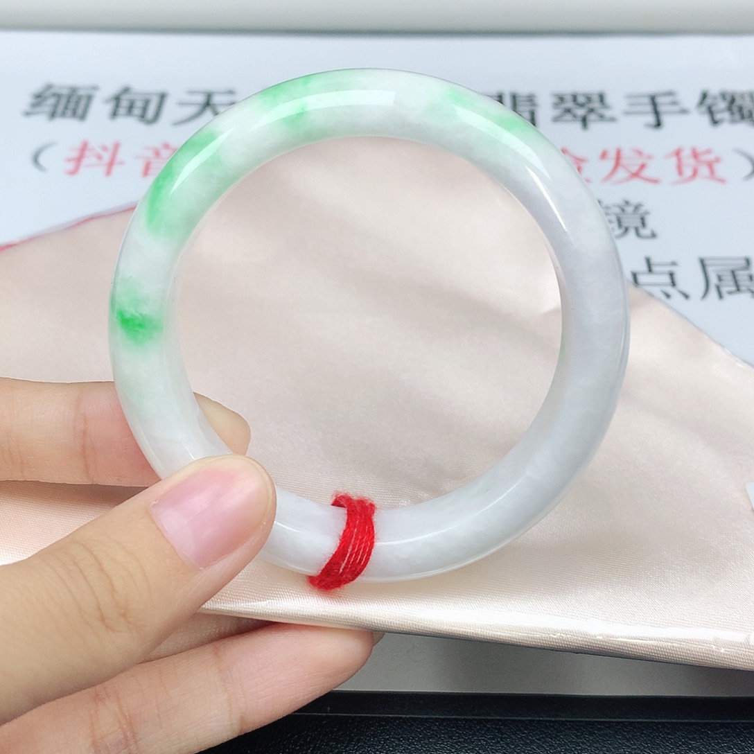 翡翠手镯未镶嵌6404正