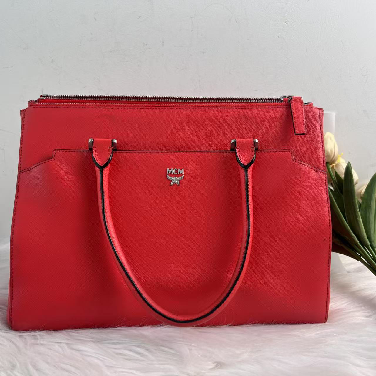 95新 MCM MCM淡红色杀手手提C1546