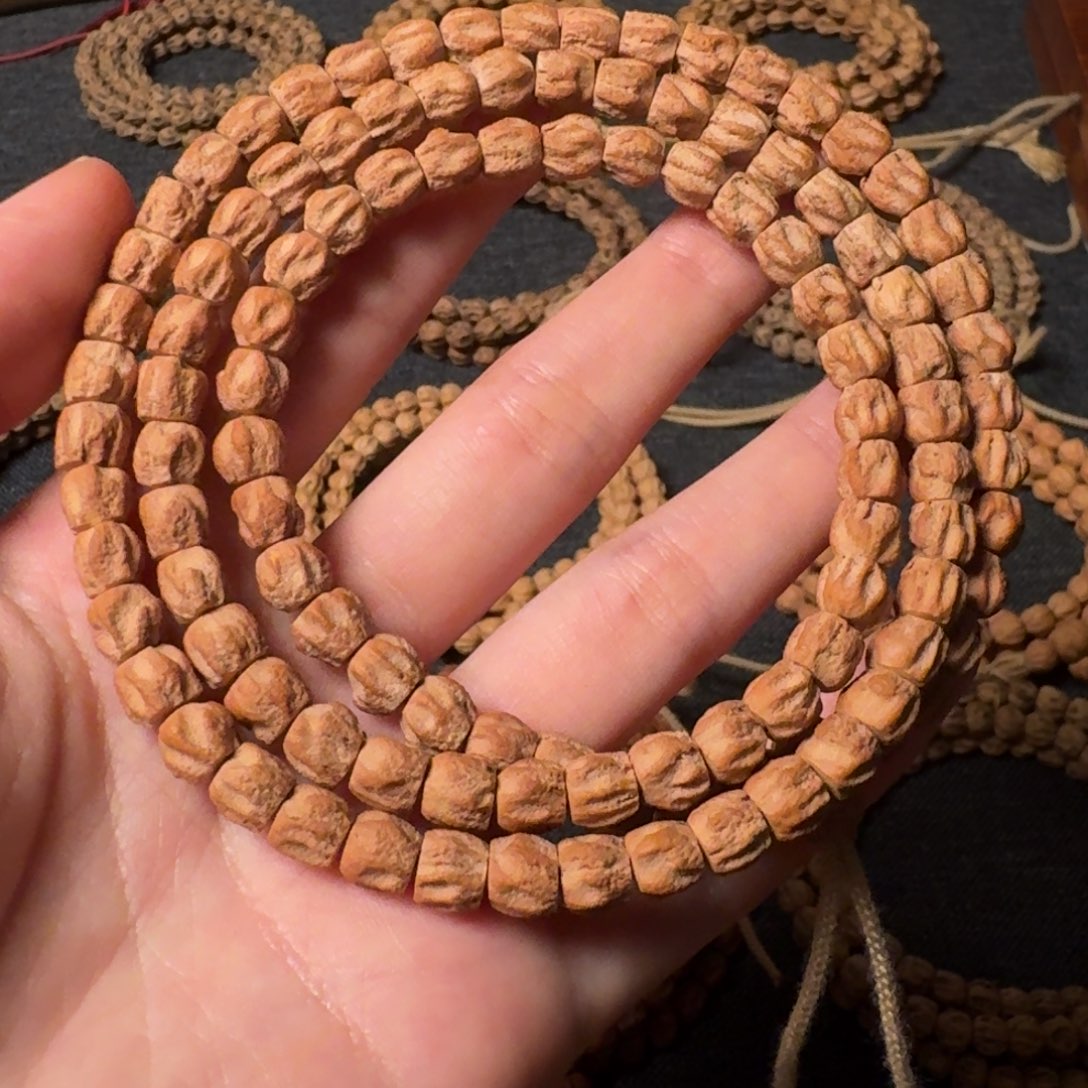 柏香籽/百香籽吊坠