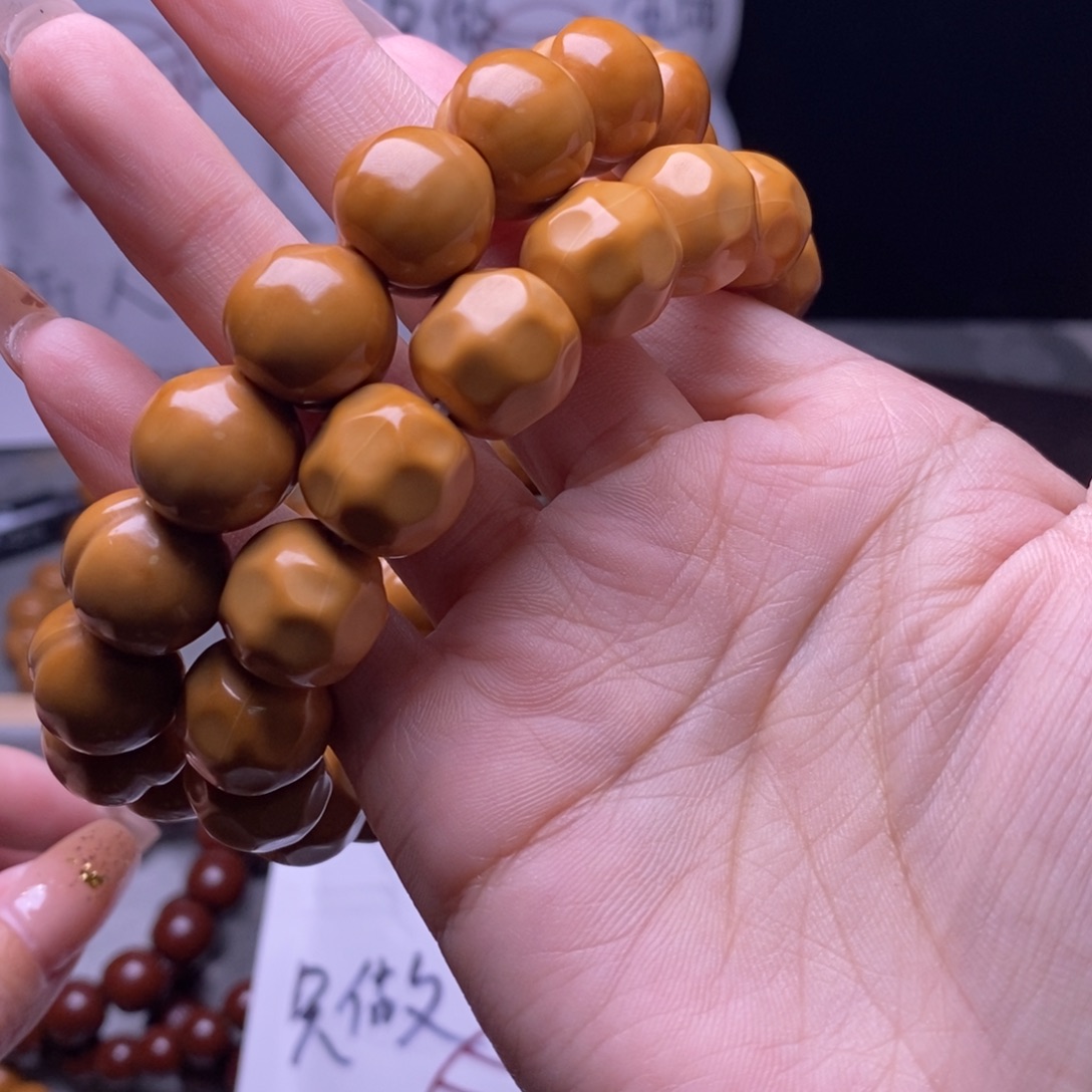 猴头核桃手串屁桃奶酪