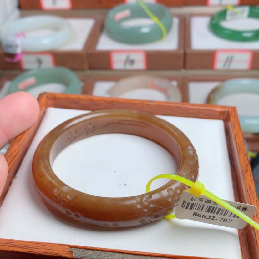【闪购商品】和田玉手镯未镶嵌