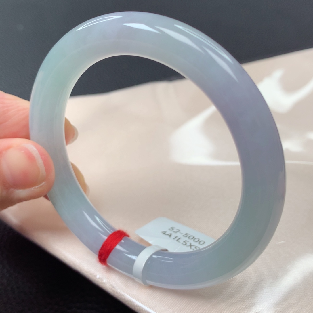 【闪购商品】翡翠手镯未镶嵌48号圆条xs52