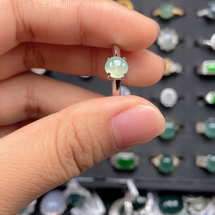 翡翠未镶嵌戒指戒指