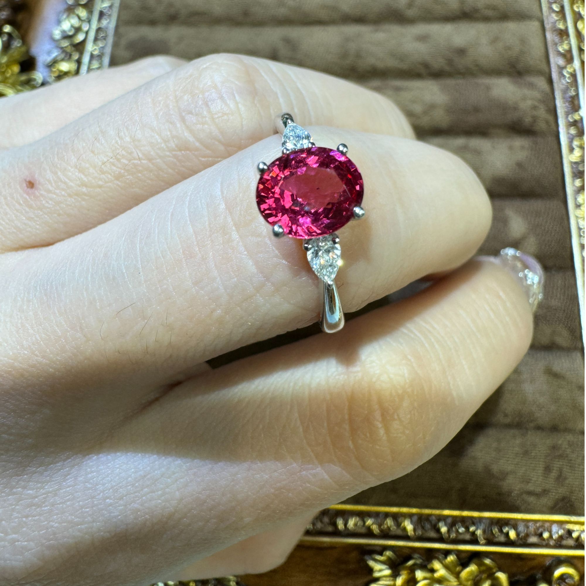 184 热粉色spinel 1.46 ct