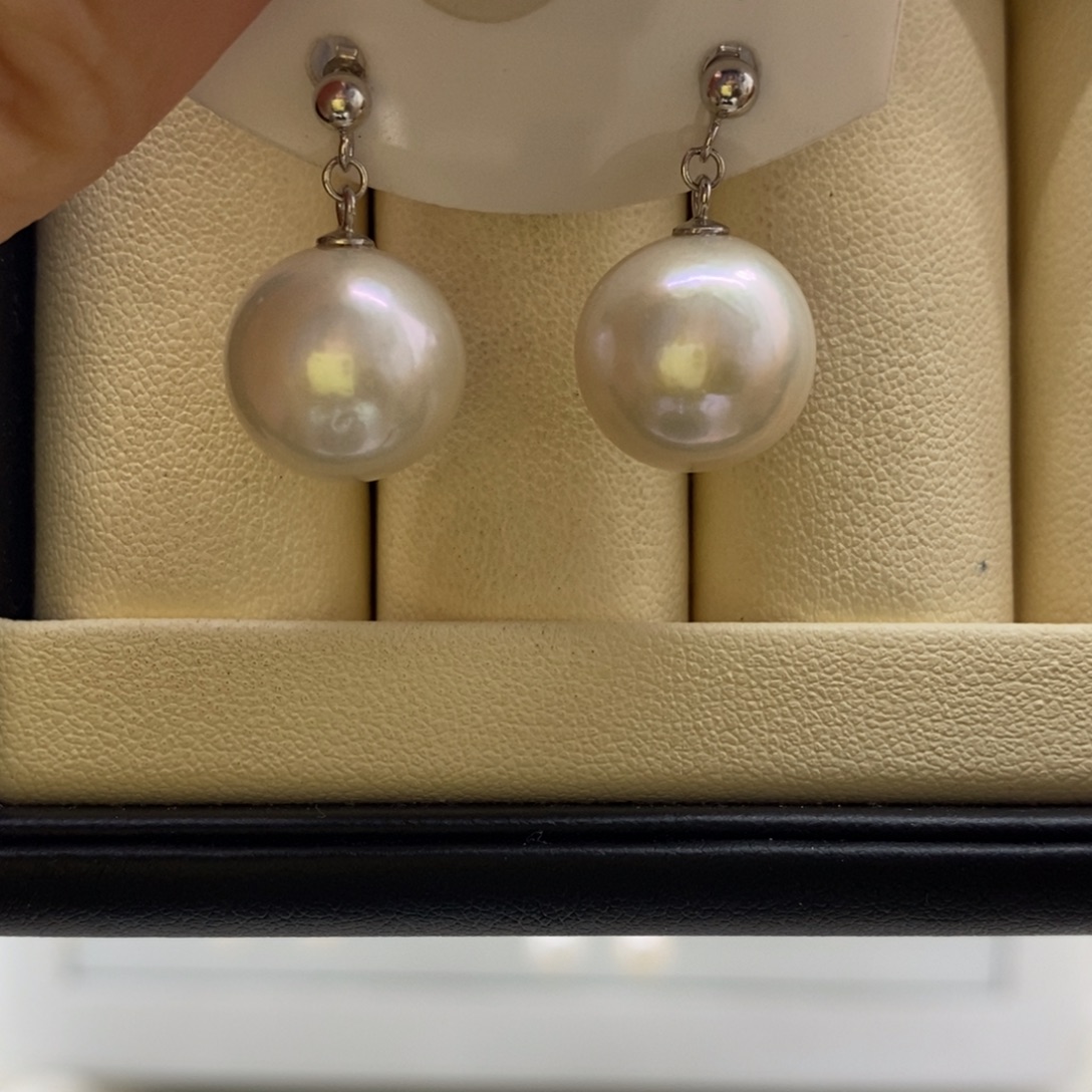 银S925镶嵌耳饰淡水珍珠