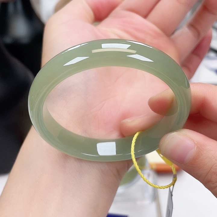 和田玉手镯53未镶嵌