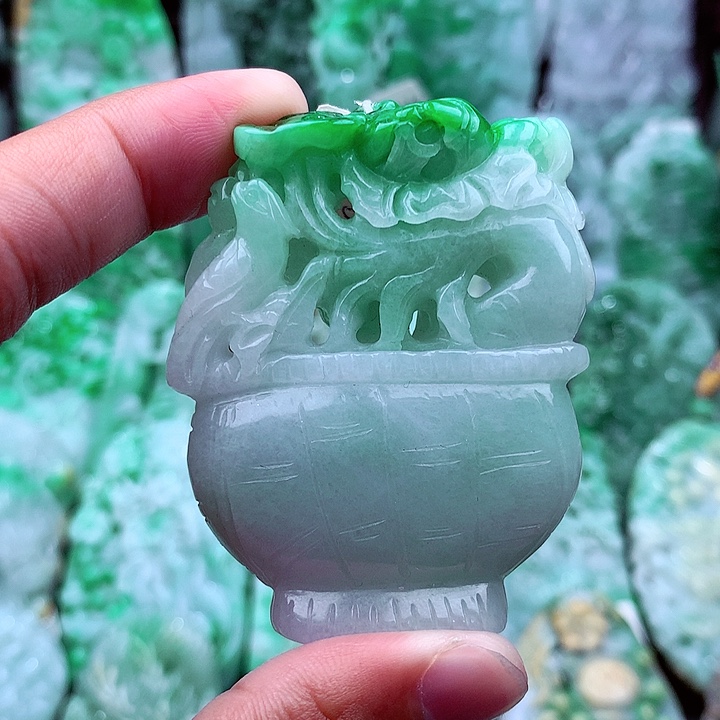 翡翠吊坠(不含链)未镶嵌