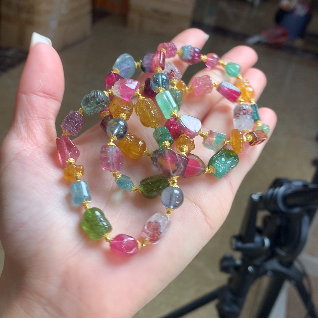 碧玺多样性发货一件未镶嵌