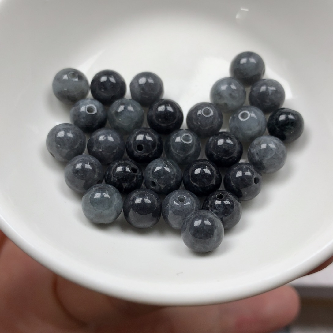 翡翠颈饰未镶嵌卡7➕。26颗。单圈。