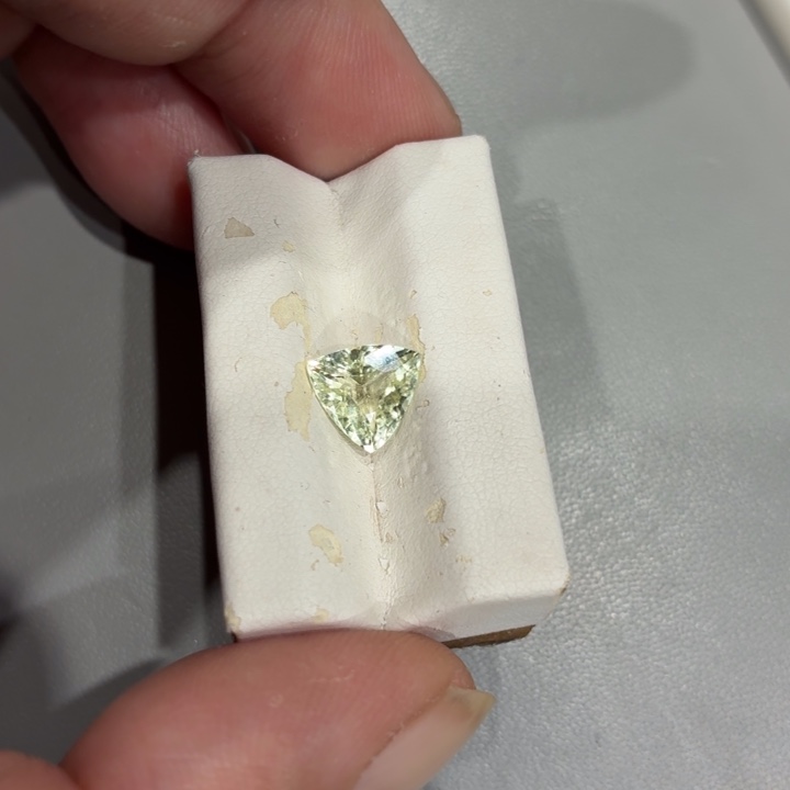 绿柱石裸石裸石1.915克拉