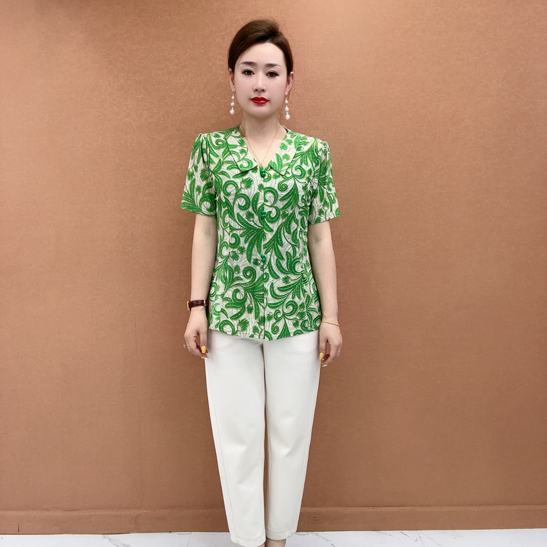 2025夏季新款妈妈装减龄宽松休闲复高贵中老年女装遮肚衬衣小衫