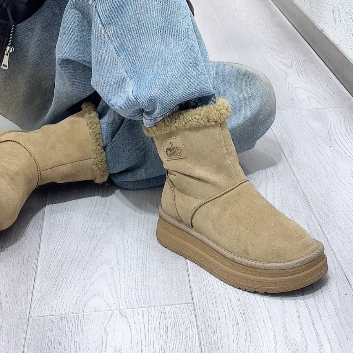 欧洲站2025新款真皮厚底增高雪地靴女百搭休闲加绒保暖棉鞋ins潮